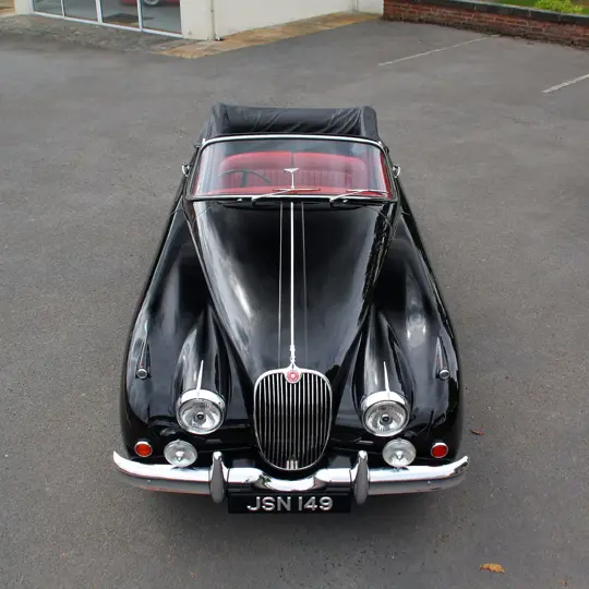 Jaguar XK150 SE image 7