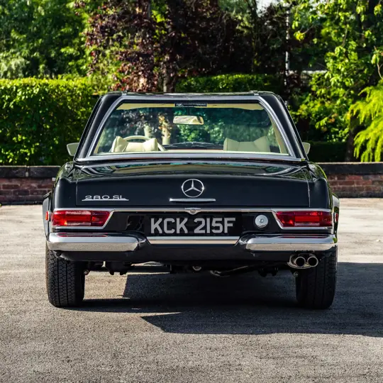 Mercedes-Benz 280SL Pagoda image 4