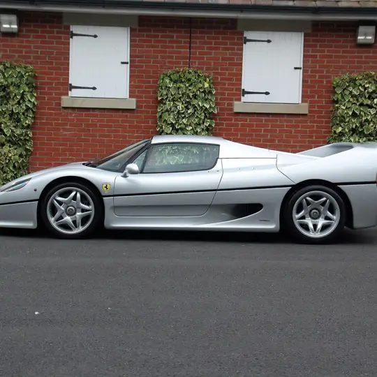 Ferrari F50 image 2