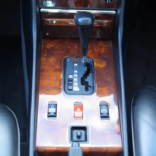 Mercedes-Benz 420SL image 11
