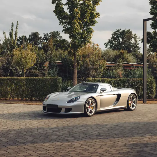 Porsche Carrera GT image 7