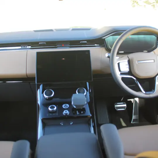 Range Rover Sport P400 Autobiography image 14