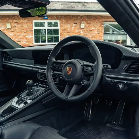 Porsche 911 GT3 Touring  image 21