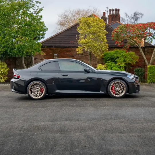 BMW M2CS image 2