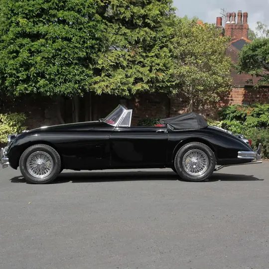 Jaguar XK150 SE image 2