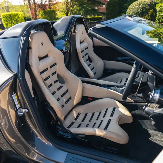 Ferrari 812 Competizione Aperta image 22