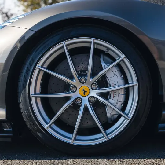 Ferrari 812 Competizione Aperta image 13