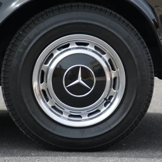 Mercedes-Benz 280SL Pagoda image 7