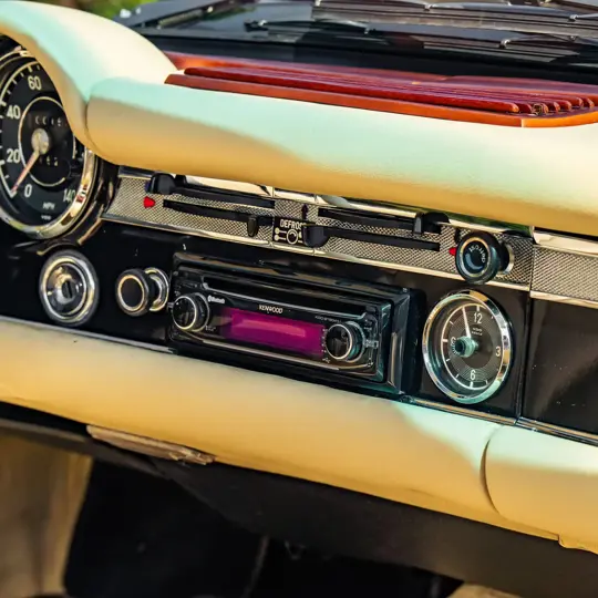 Mercedes-Benz 280SL Pagoda image 37