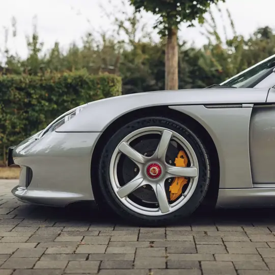 Porsche Carrera GT image 15