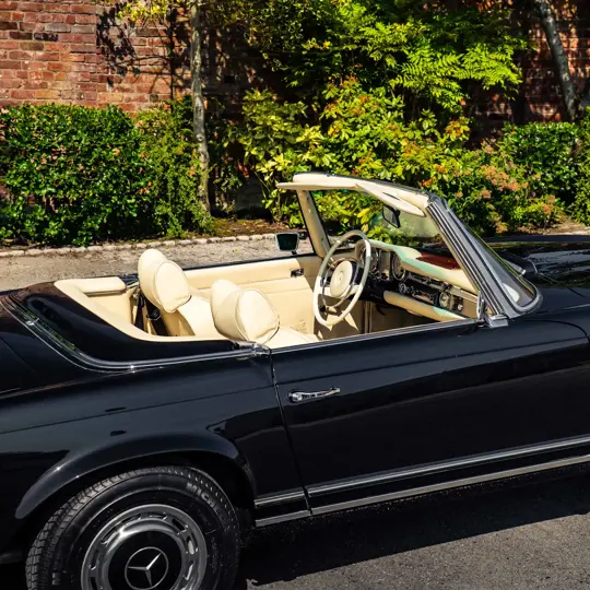 Mercedes-Benz 280SL Pagoda image 16