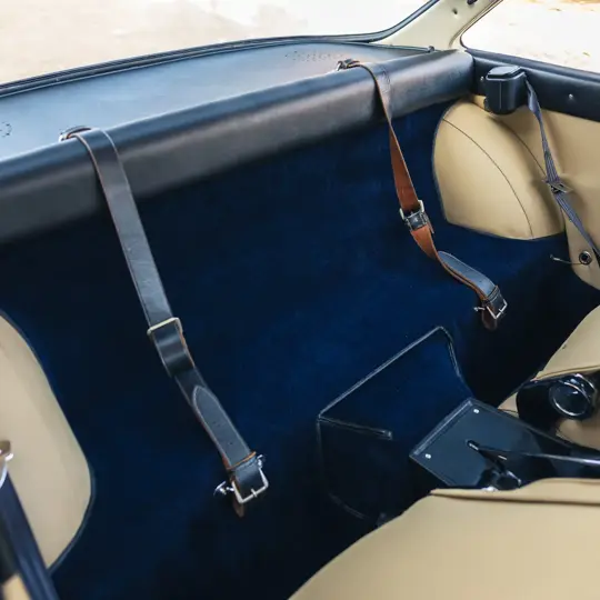 Ferrari 365 GTC image 18