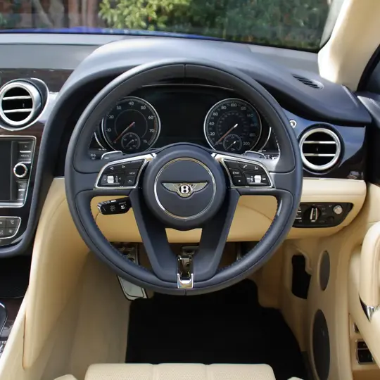 Bentley Bentayga W12 image 19