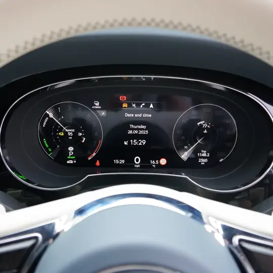 Bentley Bentayga S Hybrid image 13