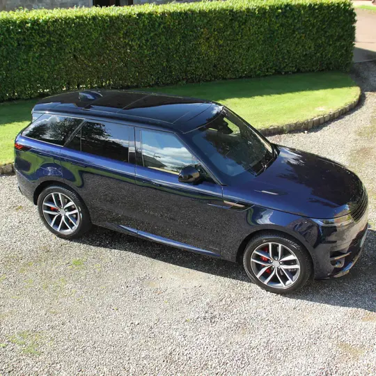 Range Rover Sport P400 Autobiography image 17