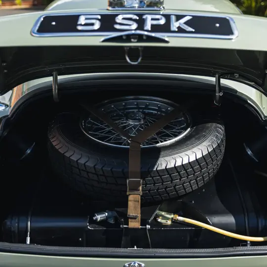 Aston Martin DB4GT  image 16