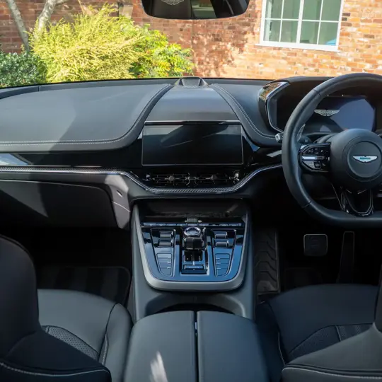 Aston Martin DBX 707 image 14