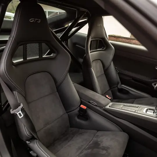 Porsche 911 GT3 LHD image 14