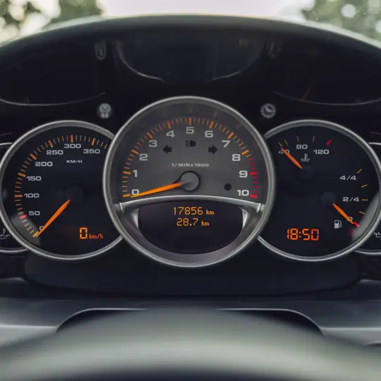 Porsche Carrera GT image 23