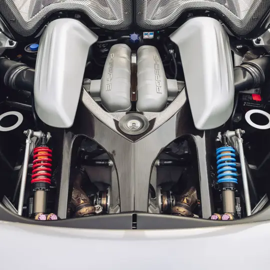 Porsche Carrera GT image 17
